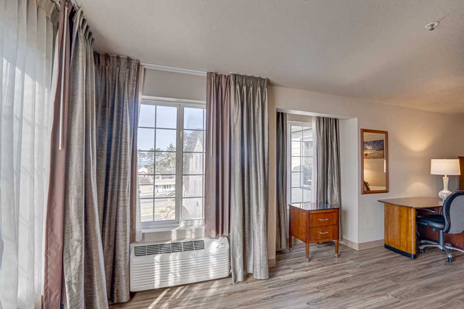 King Jr. Suite